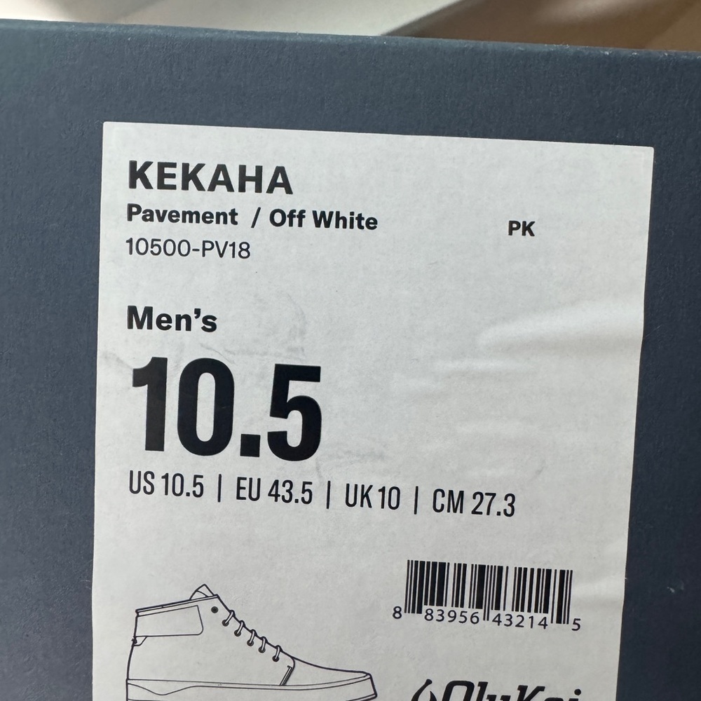 OluKai Men's Grey & Brown Chukka Boots NIB - Picture 4 of 13